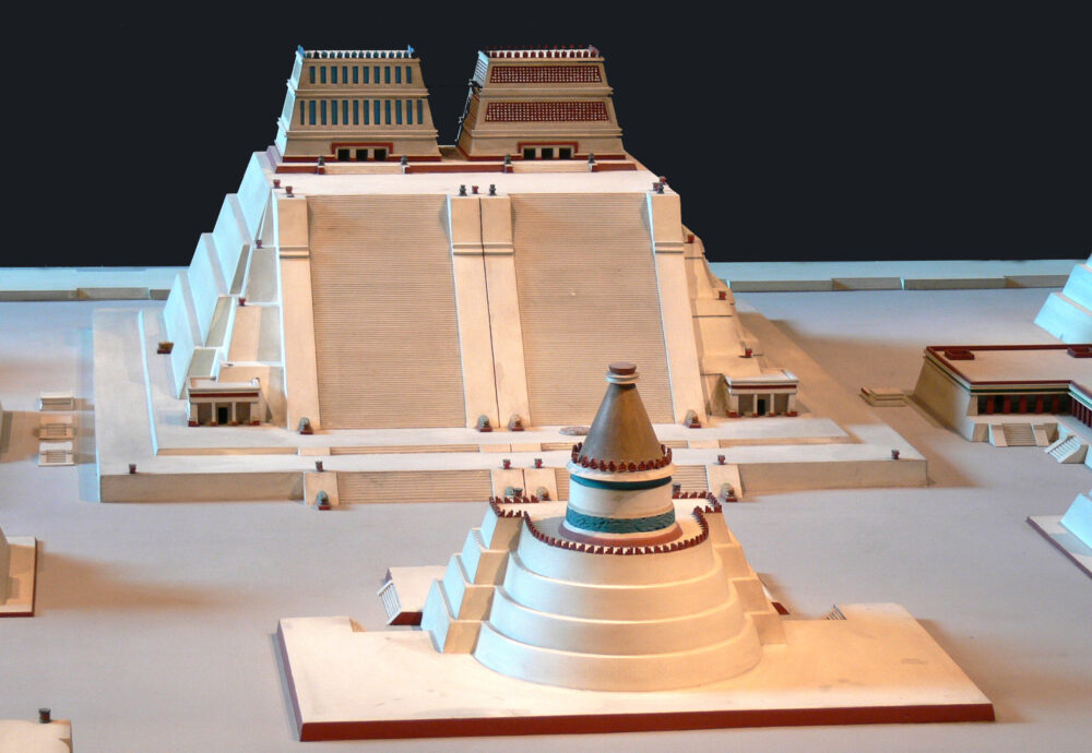 Rekonstruktion des Tempelbezirks von Tenochtitlan im Anthropologischen Nationalmuseum in Mexico City.