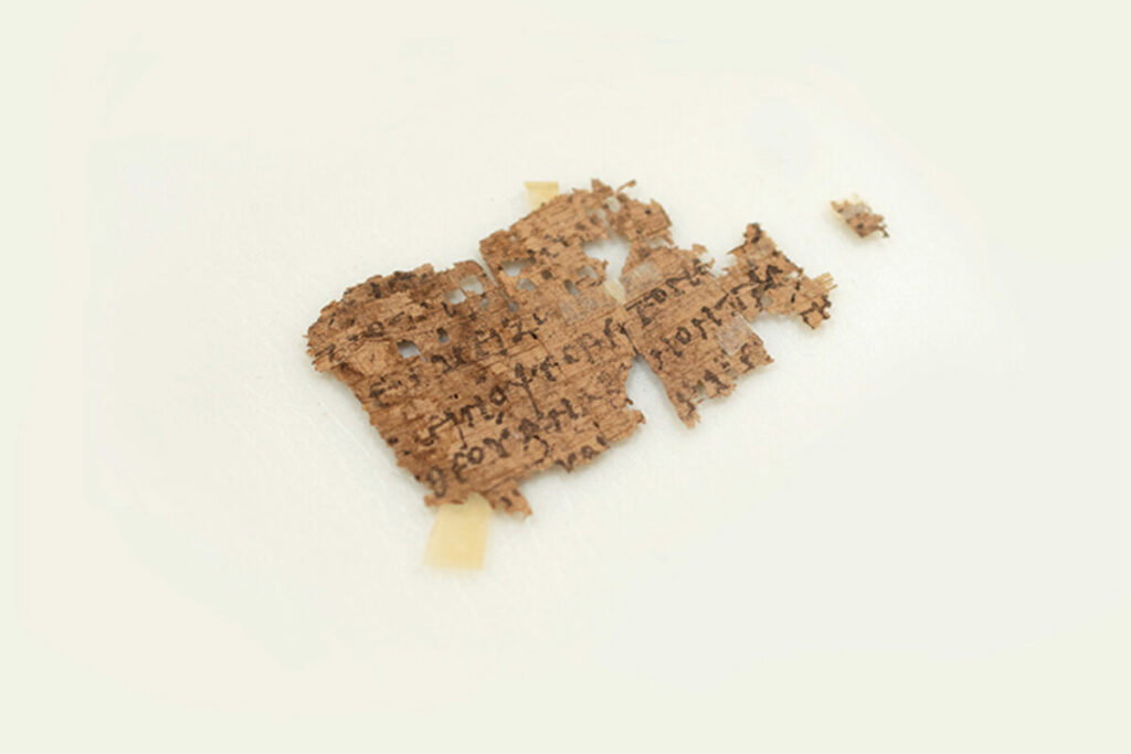 Altgriechisches Papyrusfragment aus dem Johannes-Evangelium.